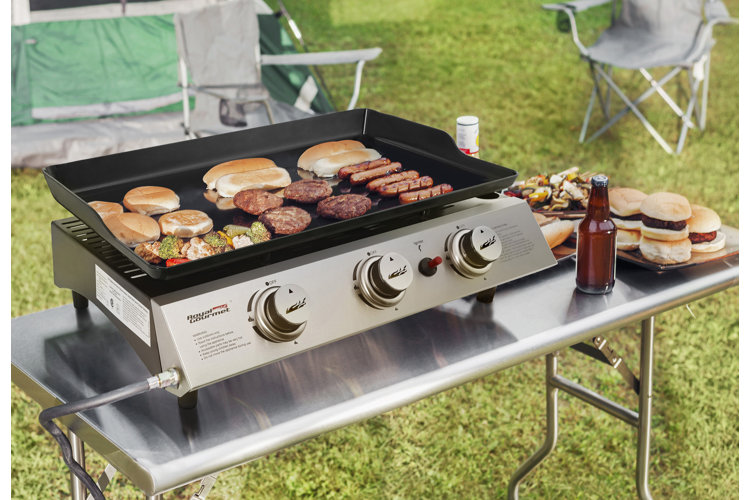 Grill Sizes 101 How to Choose the Right Grill Size for Your Family